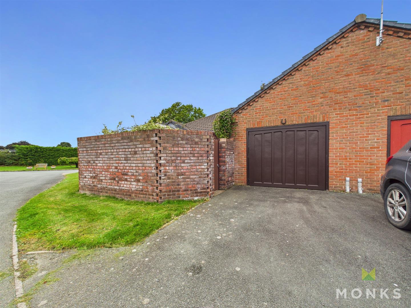 17 Meadowbrook Court Twmpath Lane, Oswestry, SY10 7HD For Sale